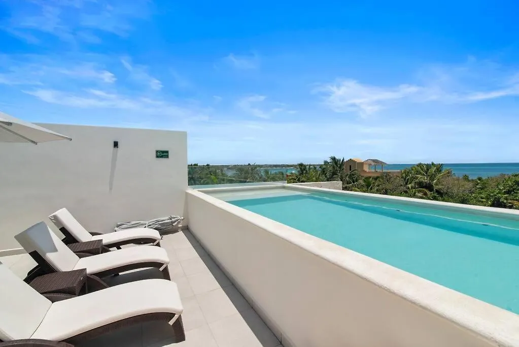 Akumal Skies Private Terrace W Jacuzzi W Sea Views Walk To Beach